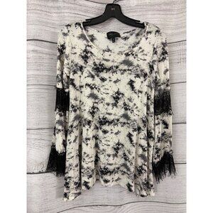 Romeo + Juliet Couture Tie-Dye Bell Sleeve Top W/ Lace Trim Size S